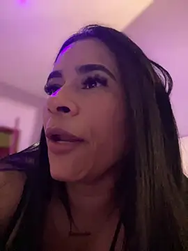 Sala de chat ao vivo de ANA_CARTER