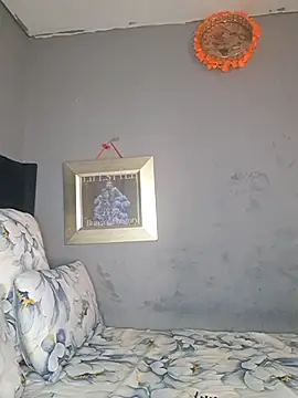 Chat soba uživo modela Petrossa
