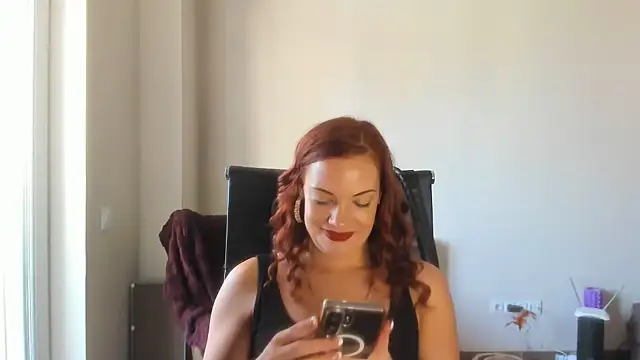 LilliLowexox – live chatrum