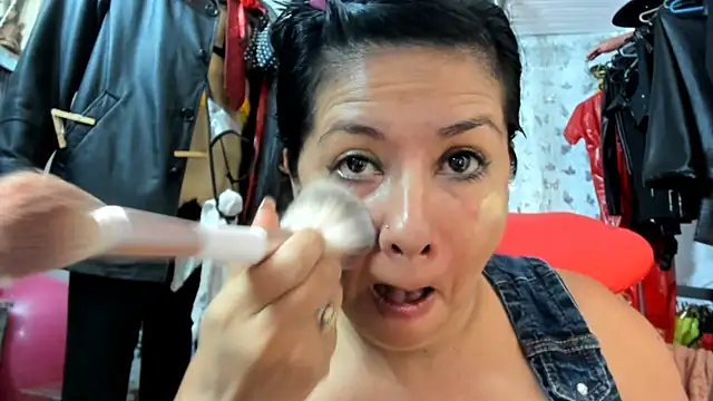 Seks show uživo modela Erlinda-engel na kameri