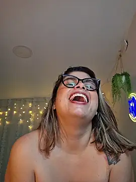 Živá chatovací místnost Juliietha_servas