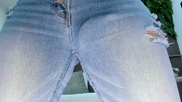 Pokój czatu na żywo – emily_hunter12
