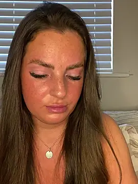 SexyWillowUk élő chatszobája