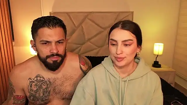 teseo_and_afroditha_ Adlı Modelin Canlı Sohbet Odası