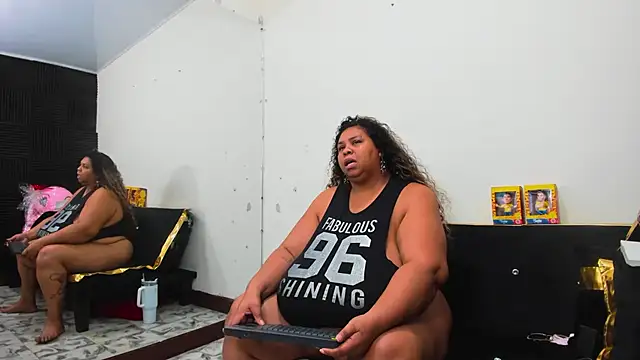 Lynn_Jones Live Chatraum
