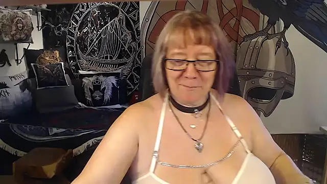 Živá chatovací místnost TittenMichelle