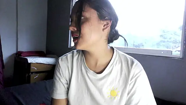 Sala de chat en directo de linzeysmith4