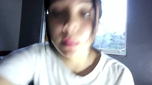Bilik Sembang Langsung linzeysmith4