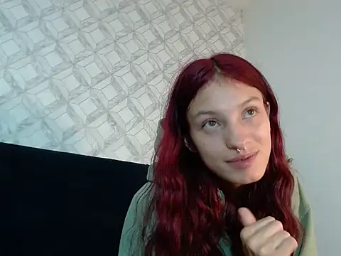 Emma-Wilson Adlı Modelin Canlı Sohbet Odası