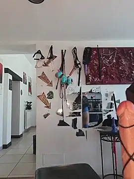 freyamoret Adlı Modelin Canlı Sohbet Odası