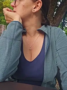 KristenVega Live Chatraum