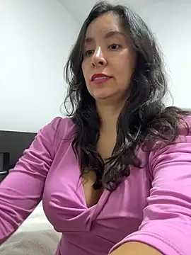 Živá chatovací místnost emely_sexx20