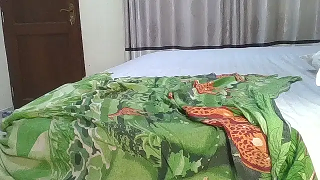 חדר צ'אט בשידור חי של Bubble_Booty_On_Duty