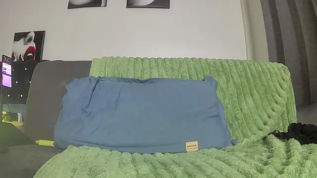 Živá chatovací místnost edenasia