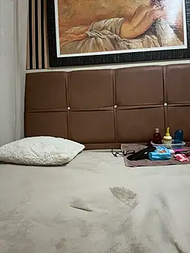 AdrienneLopes – live chatrum