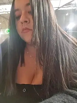 Cristal__04 – Naživo chatovacia miestnosť