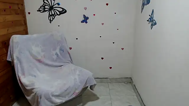lilisa777: δωμάτιο απευθείας συνομιλίας