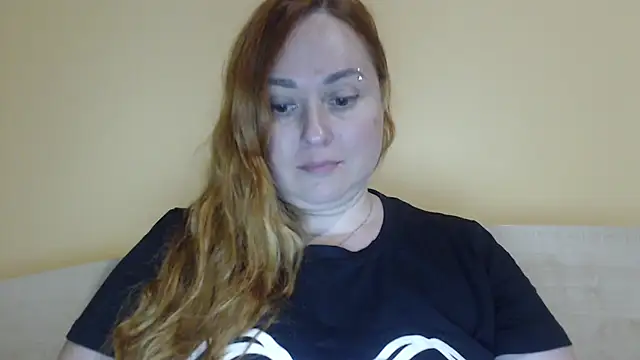 חדר צ'אט בשידור חי של Foxy_Kate3333