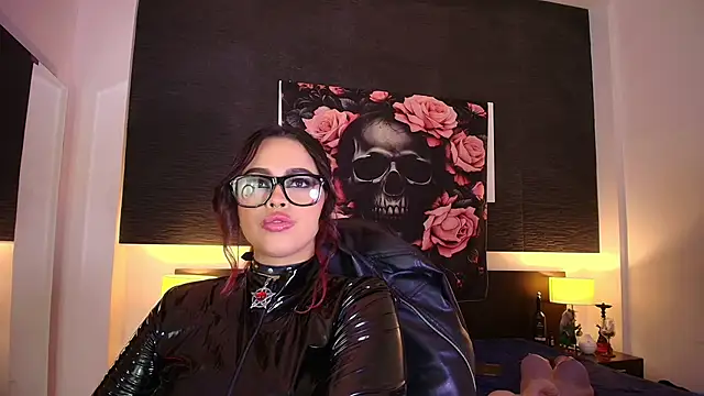 EvaaFoxxy1 live-chat rom