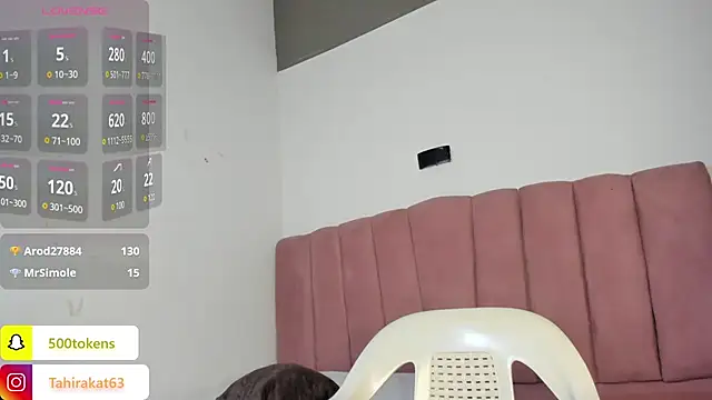 Tahira_21_ – live chatrum