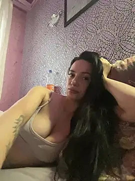 חדר צ'אט בשידור חי של Kristis43
