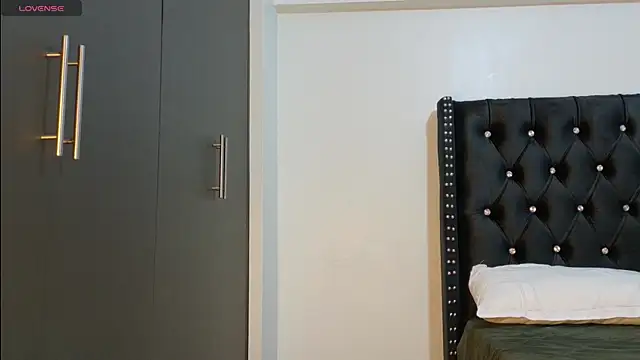 Živá chatovací místnost online_bestie