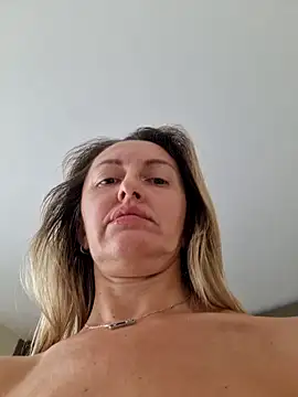 Miss____Mia_ Cameră chat live