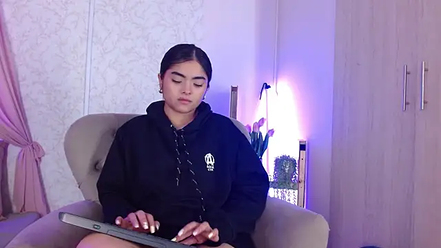 Phòng Chat Trực Tiếp GiselOrtiz