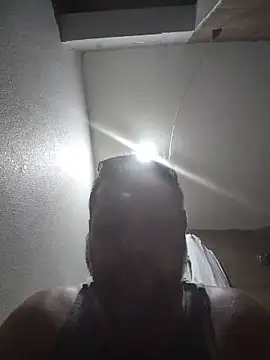 Buddy_Cuck Adlı Modelin Canlı Sohbet Odası