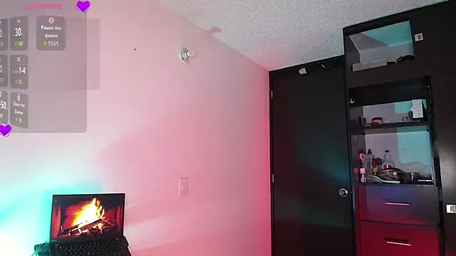 Lexie_Thompson10 现场聊天室