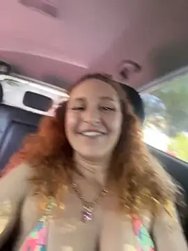 Živá chatovací místnost TheGingerBanks