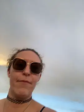 TheGingerBanks Live Chatraum