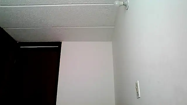 RossanaLionheart's Live Chat Room