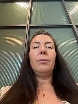 Živá chatovací místnost eveangelll