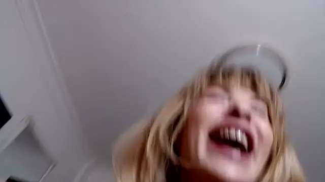 LadyyEvolet Cameră chat live