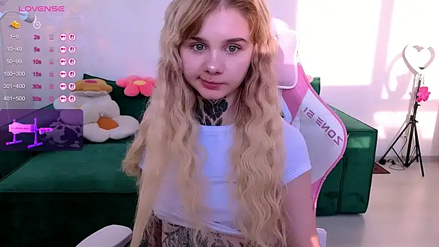 Britney_Lynch: онлайн-чат