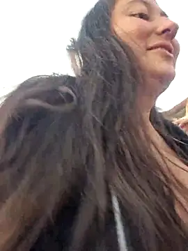 Celeem_ Live Chatraum
