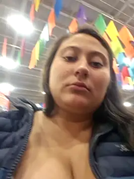 Sala de chat ao vivo de Celeem_