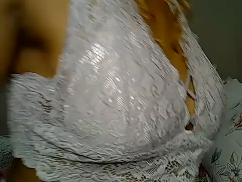 Živá chatovací místnost Cariepink