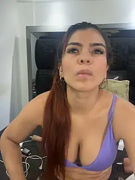 غرفة دردشة Arianna_Jones1 المباشرة
