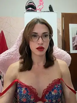 Irresistible24 Adlı Modelin Canlı Sohbet Odası