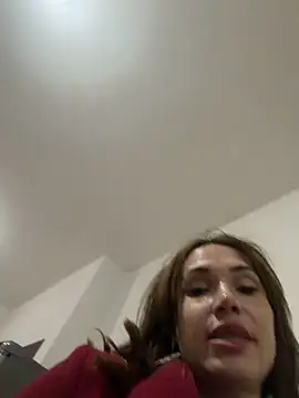 Irresistible24 Live Chatraum