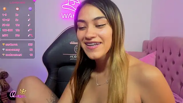 Jenner_tay Adlı Modelin Canlı Sohbet Odası