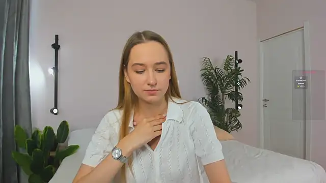 Sweett_Monica live-chat rom