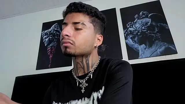 הופעת סקס קאם בשידור חי של JuanCamiilo_66