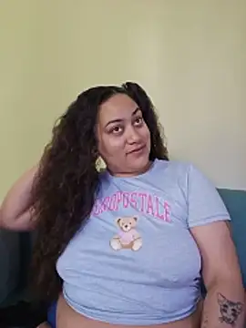 honeeyyy_pot Live Chatraum