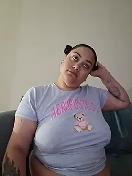 honeeyyy_pot Live chatroom