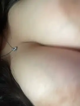 sanya-27 Live Chatraum