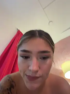 Arianavillada élő chatszobája