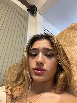 Arianavillada Adlı Modelin Canlı Sohbet Odası